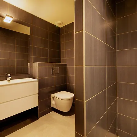 Sunnydaze, 4 Bed V/f Pool