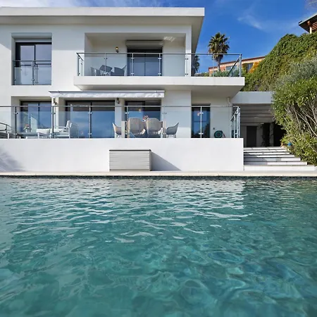 Villa Sunnydaze, 4 Bed V/f Pool