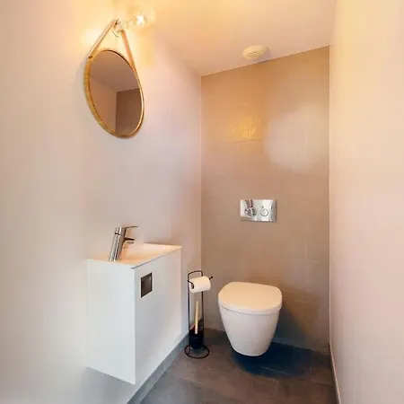 Villa Sunnydaze, 4 Bed V/f Pool *