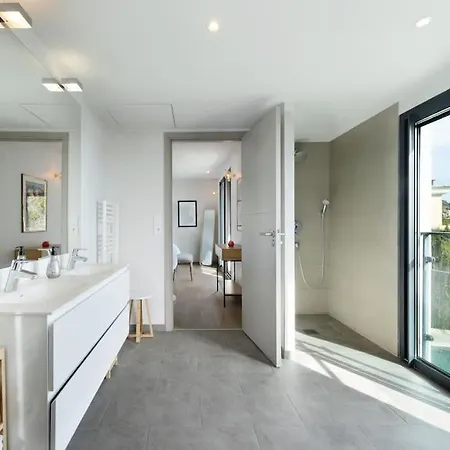 Sunnydaze, 4 Bed V/f Pool *