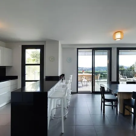 Sunnydaze, 4 Bed V/f Pool